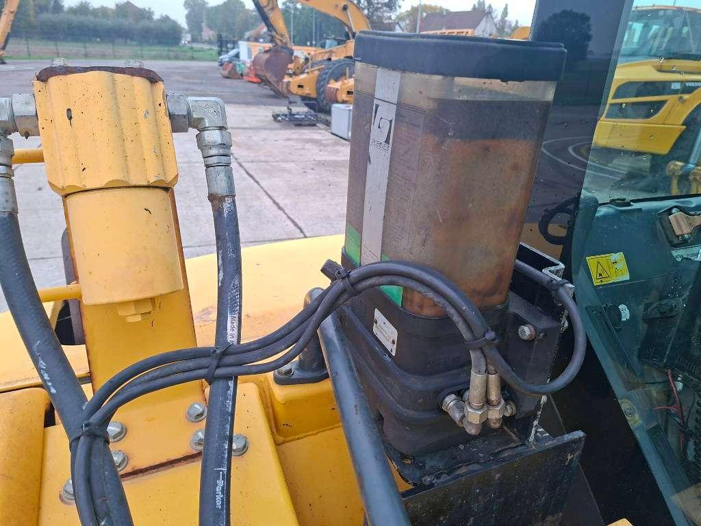 Komatsu PC 88 MR-8 Foto 15