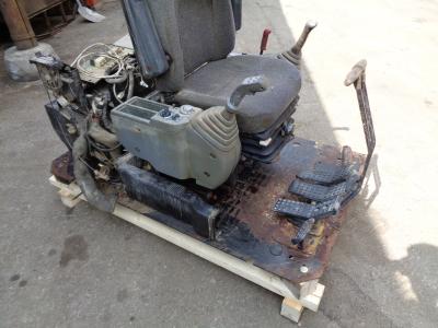 Consola de control / Plataforma de control para Fiat Hitachi Ex 355 vendida por PRV Ricambi Srl