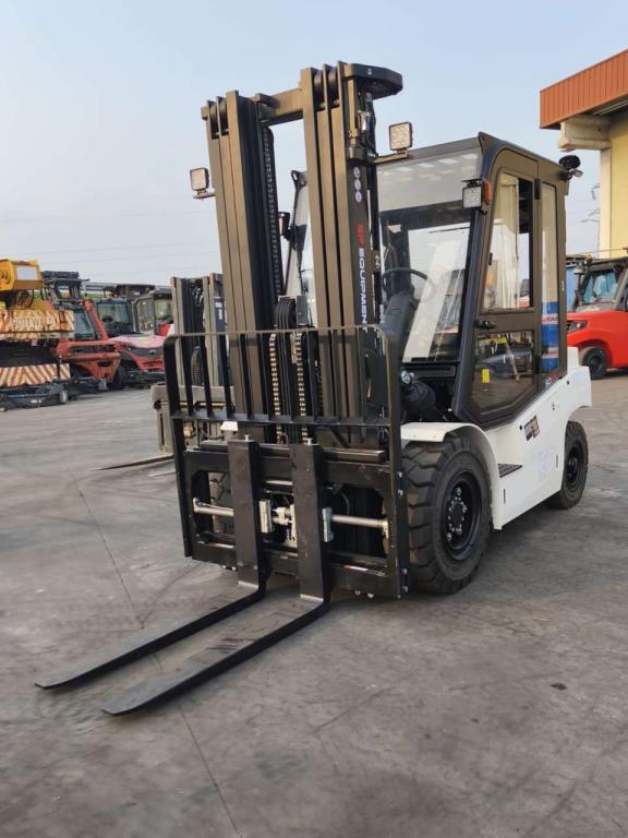 EP Equipment EFL503-HV-6 Foto 1