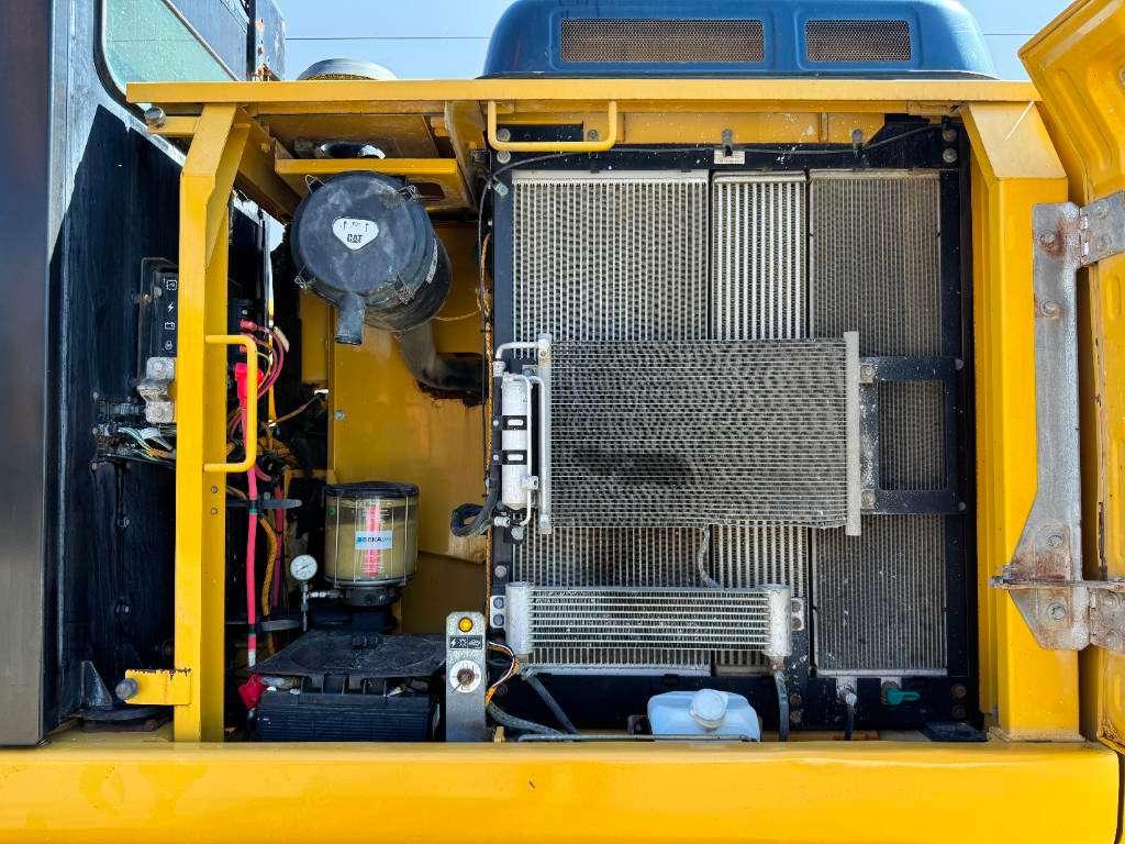Caterpillar 320FL - Automatic Greasing / Camera Foto 24