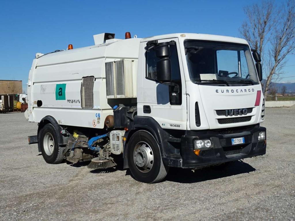 Iveco EUROCARGO  120E22 Foto 1