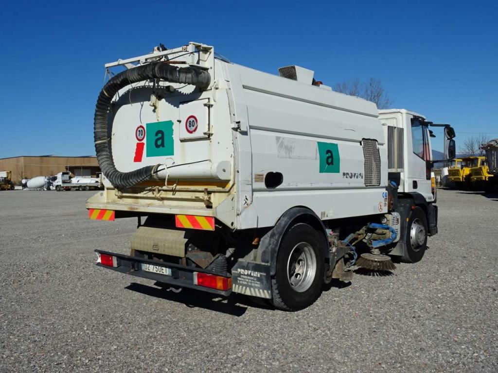 Iveco EUROCARGO  120E22 Foto 6
