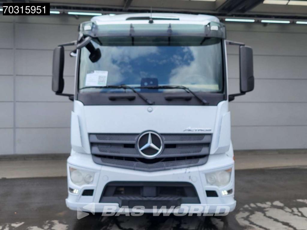 Mercedes-Benz Actros 1843 4X2 ClassicSpace Retarder Foto 9