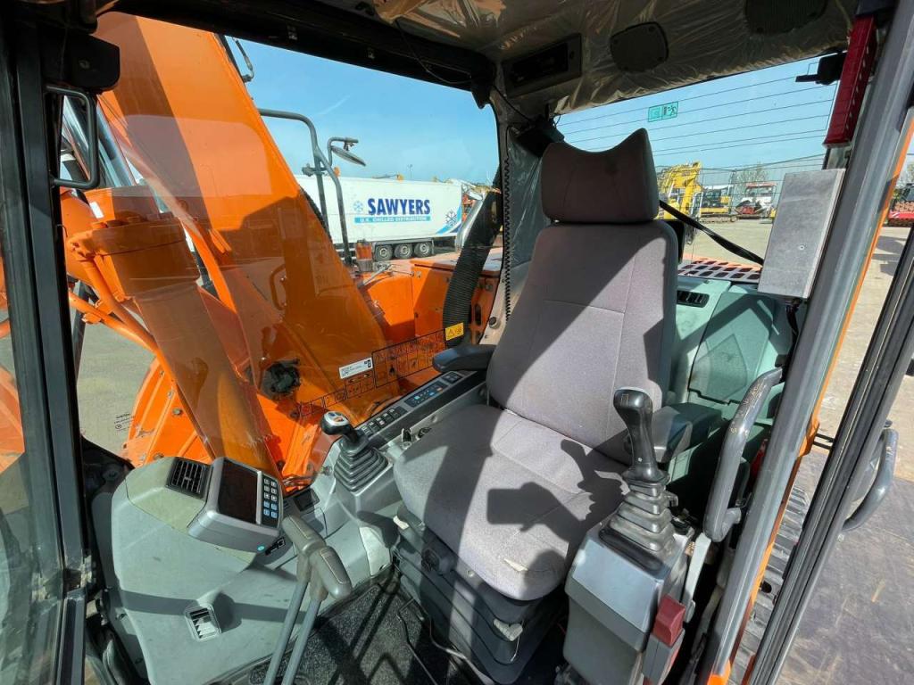 Doosan DX140LCR Foto 22