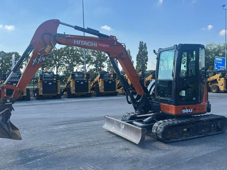 Hitachi ZX 55U - 6 Foto 1