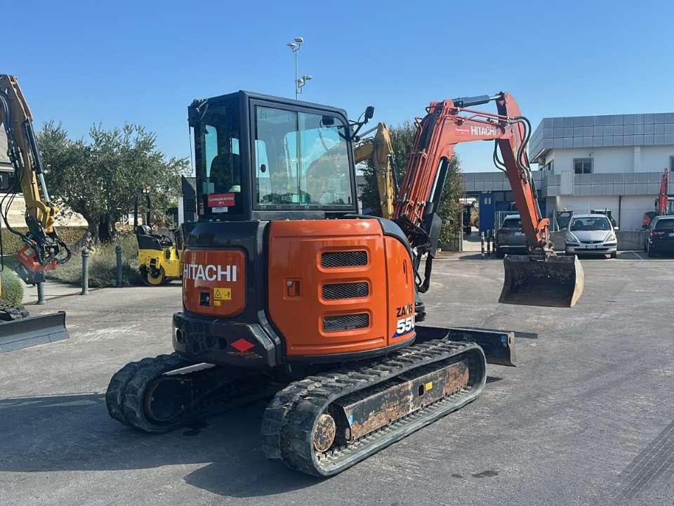 Hitachi ZX 55U - 6 Foto 3