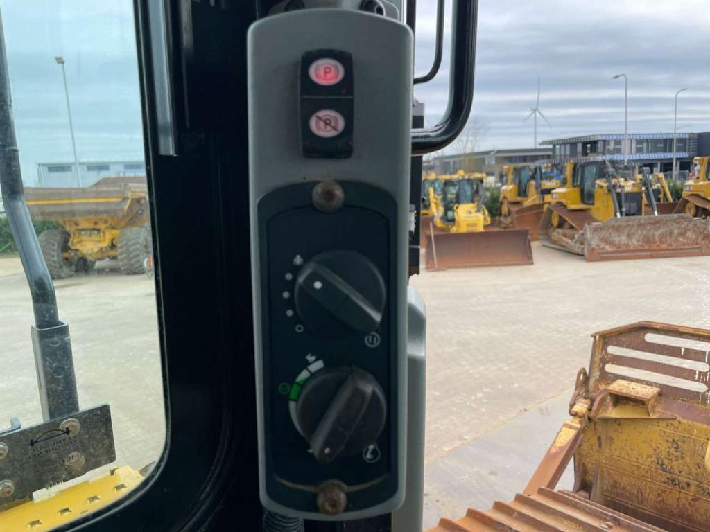 Caterpillar D6T LGP Foto 25