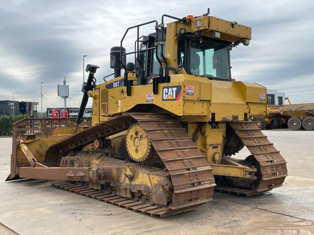 Caterpillar D6T LGP Foto 3