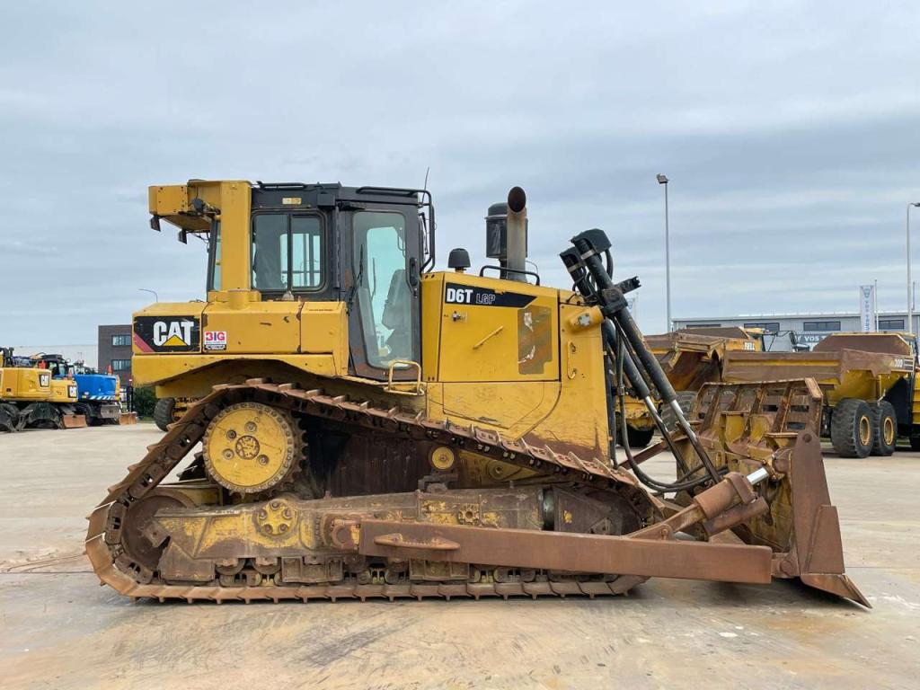 Caterpillar D6T LGP Foto 6