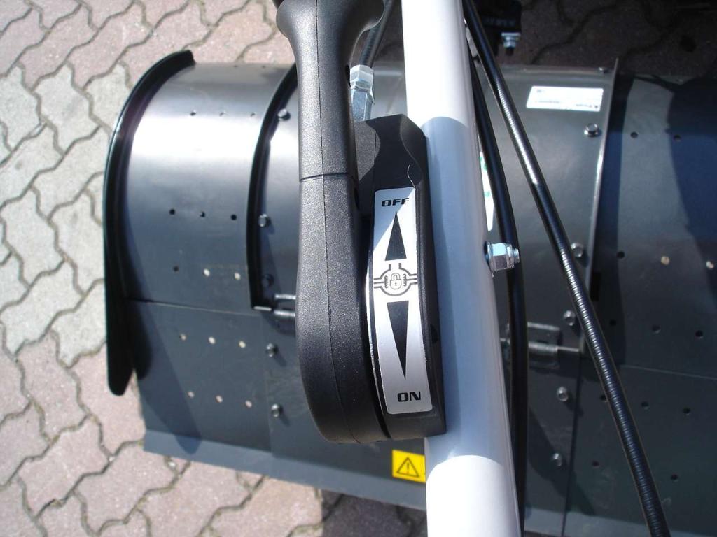 Bertolini 418 S con FRESA TERRA cm 95 - MOTORE KOHLER BENZINA HP 14 Foto 21