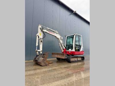 Takeuchi TB235 vendida por Smitma B.V.