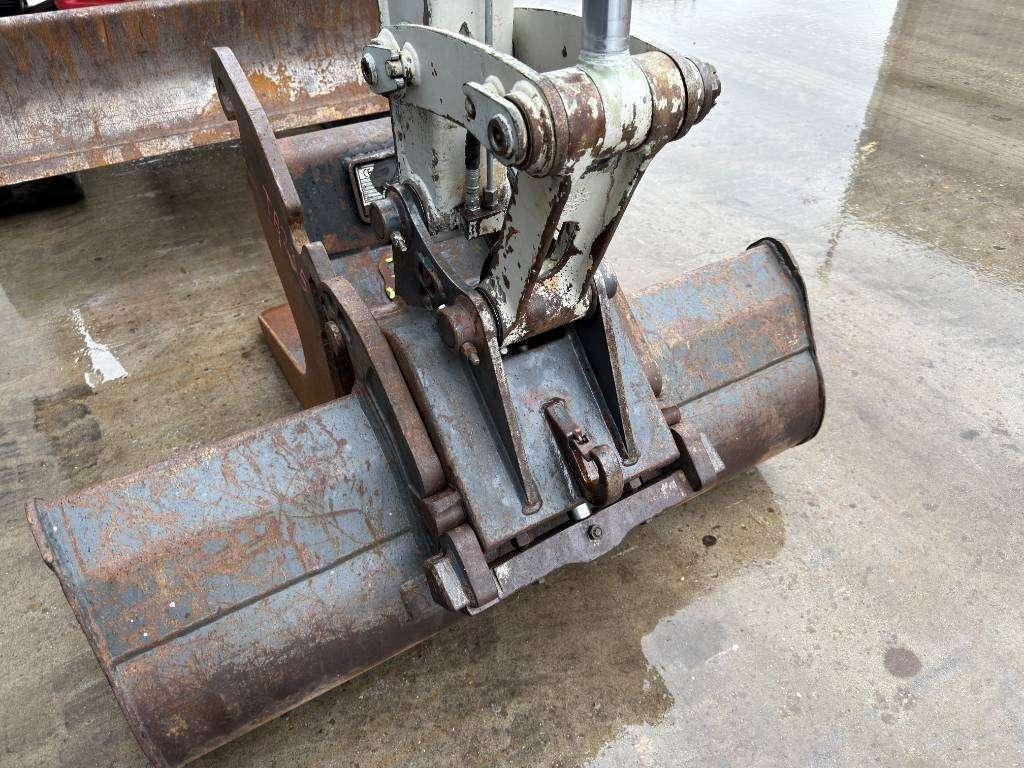 Takeuchi TB235 Foto 9