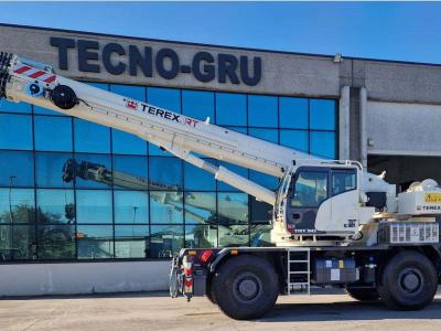 Terex TRT50 vendida por TECNO-GRU S.p.a.