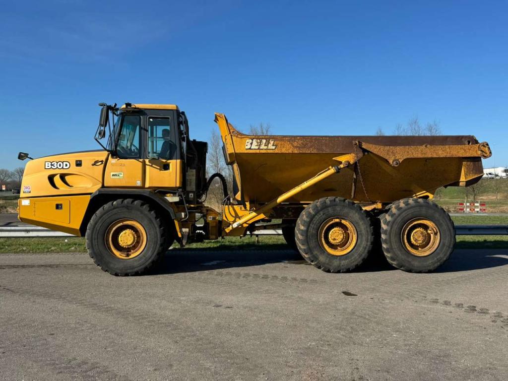 Bell B30D Foto 2
