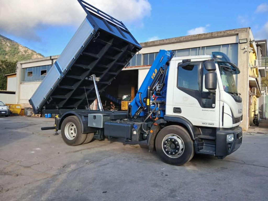 Iveco EUROCARGO 180-320L Foto 17