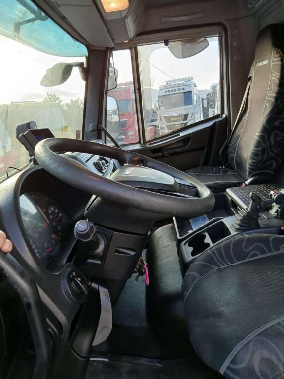 Iveco EUROCARGO 180-320L Foto 7