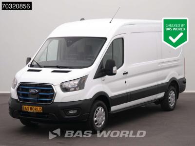 Ford Transit 185pk L3H2 L3 Elektrisch 68kWh 317km WLTP Navi Airco Cruise Parkeersensoren v+a SYNC4-Displ vendida por BAS World B.V.