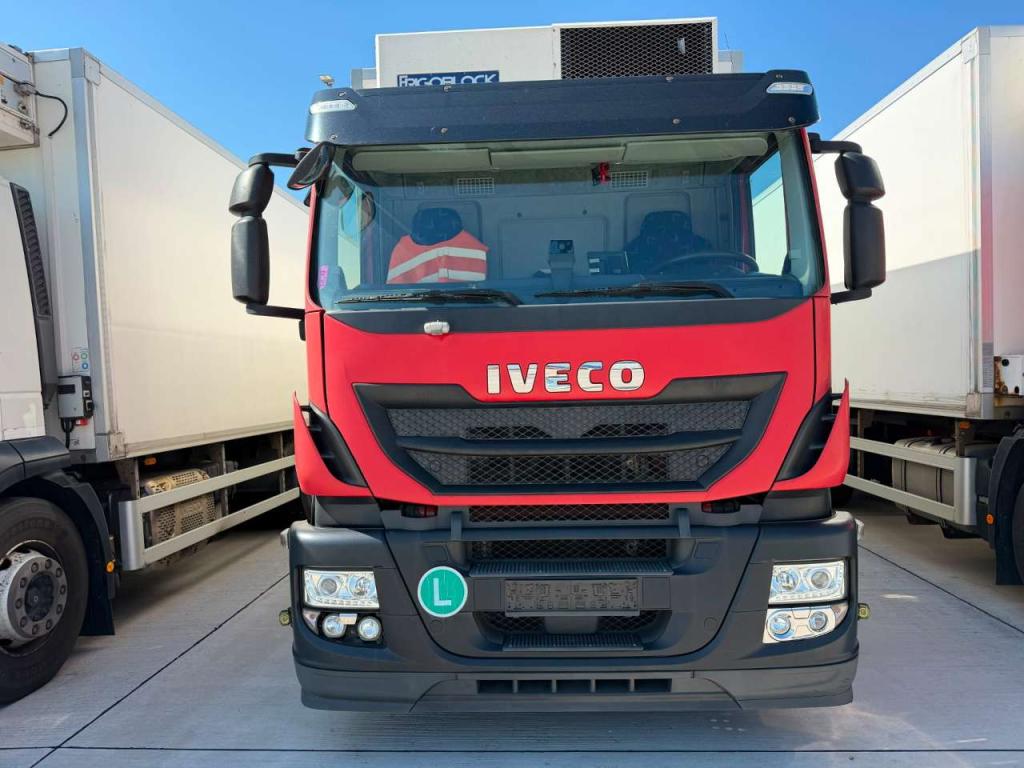 Iveco STRALIS HI-STREET 260S31 Foto 11