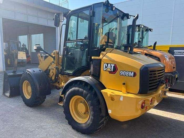 Caterpillar 908M Foto 1