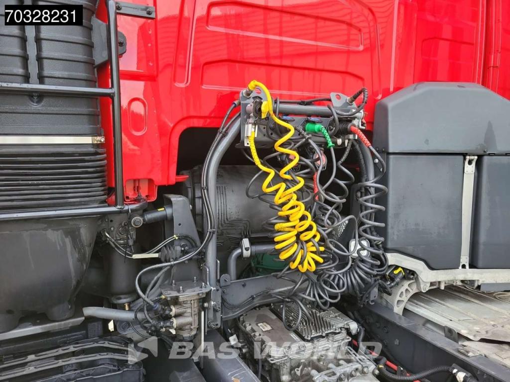 Volvo FH 460 4X2 XL Mega 2x Tanks Navi ACC Foto 13