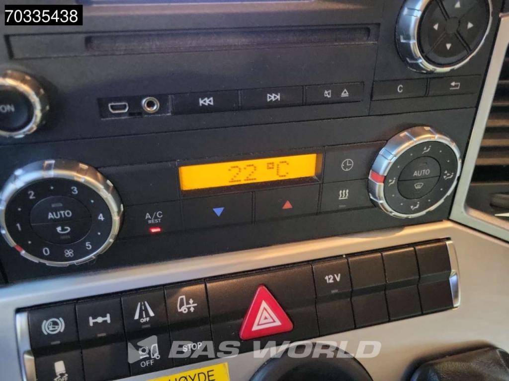 Mercedes Actros 1835 Actros 4X2 Full-Air Automatic Euro 6 2t Tailgate Foto 24
