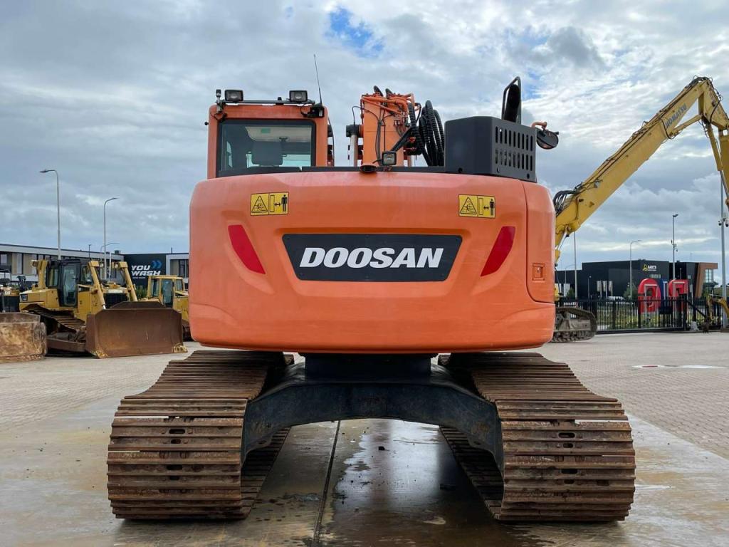 Doosan DX235LCR-5 Foto 4