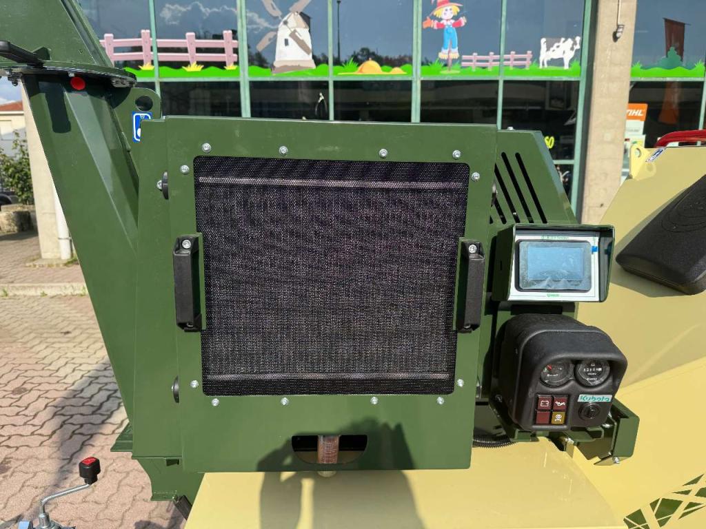 Negri R 260 - CARRELLATO STRADALE - MOTORE KUBOTA - CATENARIA DENTATA Foto 13