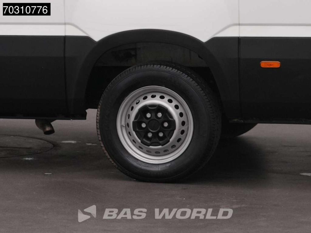 Iveco Daily 35S16 Automaat L3H2 3,5t Trekgewicht Airco Camera Parkeersensoren Euro6 L3 Airco Foto 11
