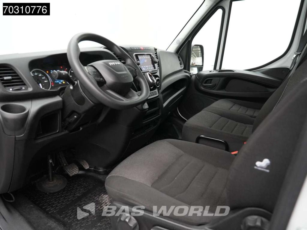 Iveco Daily 35S16 Automaat L3H2 3,5t Trekgewicht Airco Camera Parkeersensoren Euro6 L3 Airco Foto 18