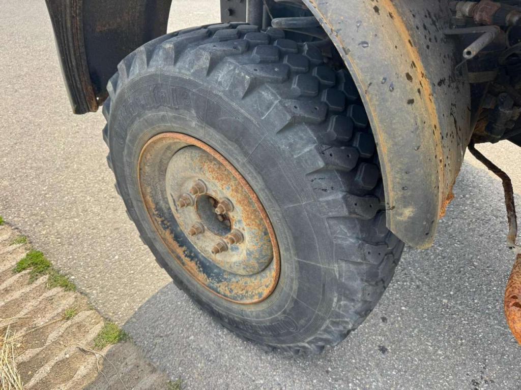 Mercedes-Benz Unimog U140 Foto 20