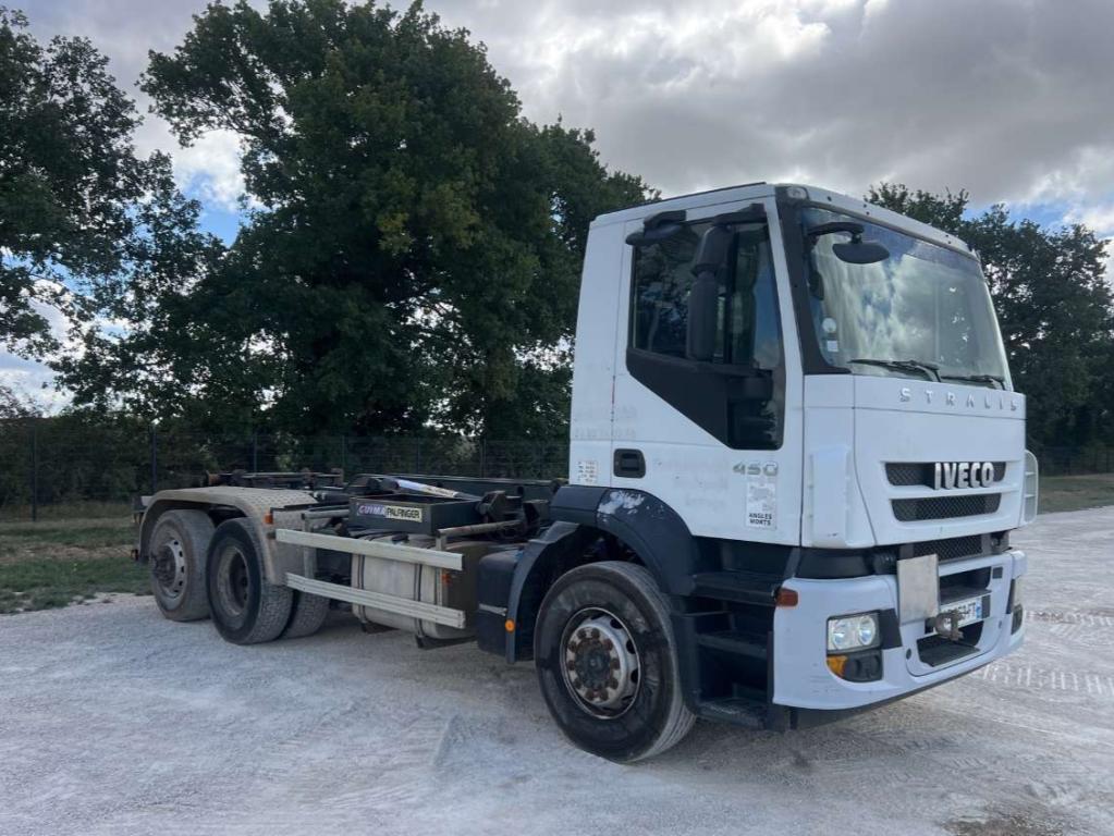 Iveco STRALIS 260S45 Foto 4