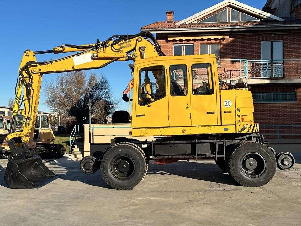 Fuchs MHB 230 ZW 4x4 Foto 2
