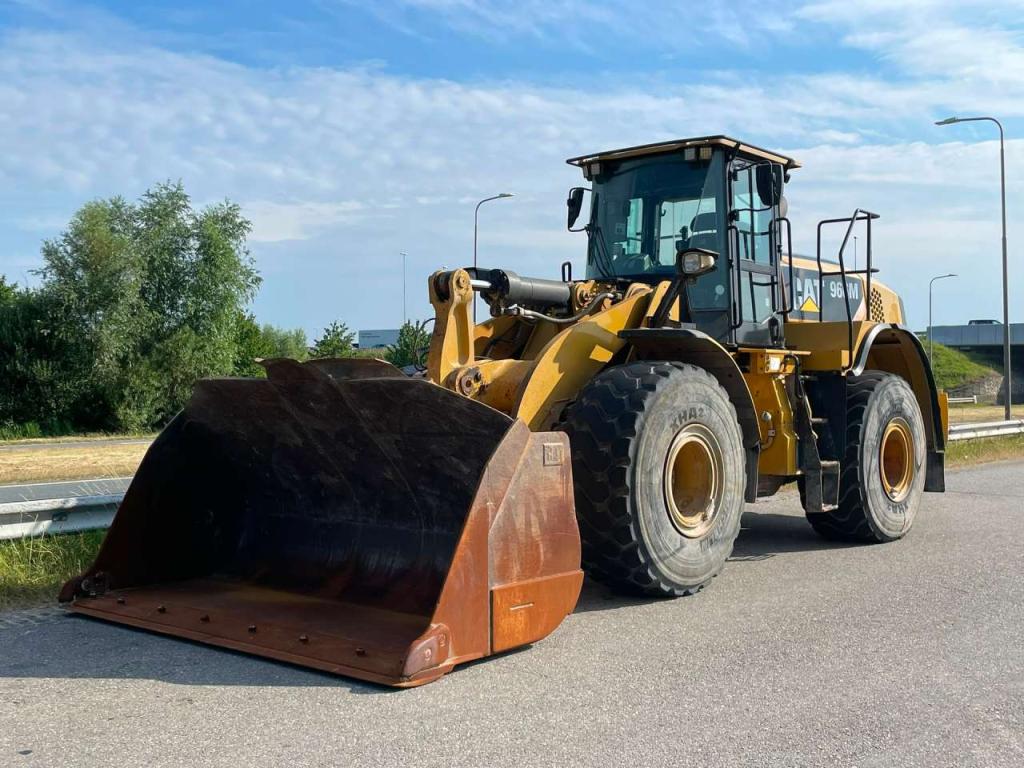 Caterpillar 966M Foto 2