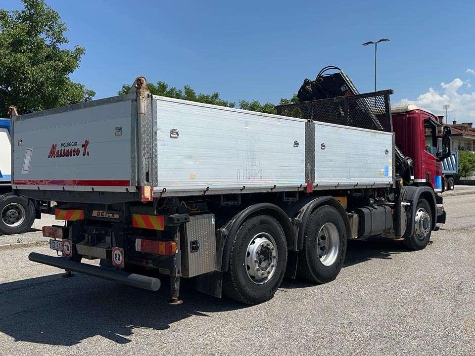 Scania P320 DB 6x2 Foto 18