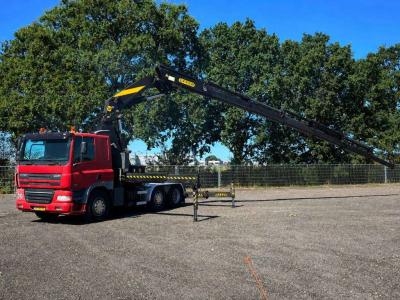 Daf CF85.430 + Effer 550 6/S Crane vendida por Boss Machinery