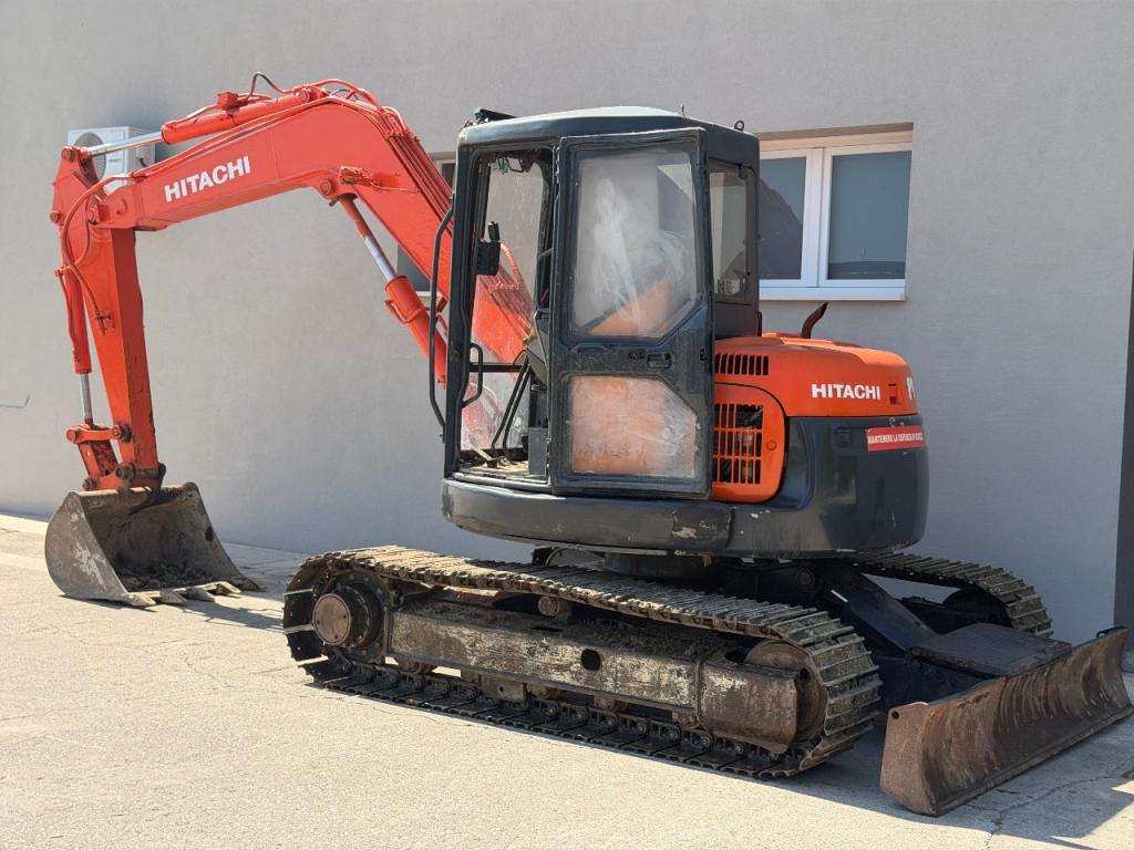 Hitachi ZAXIS 80 Foto 6
