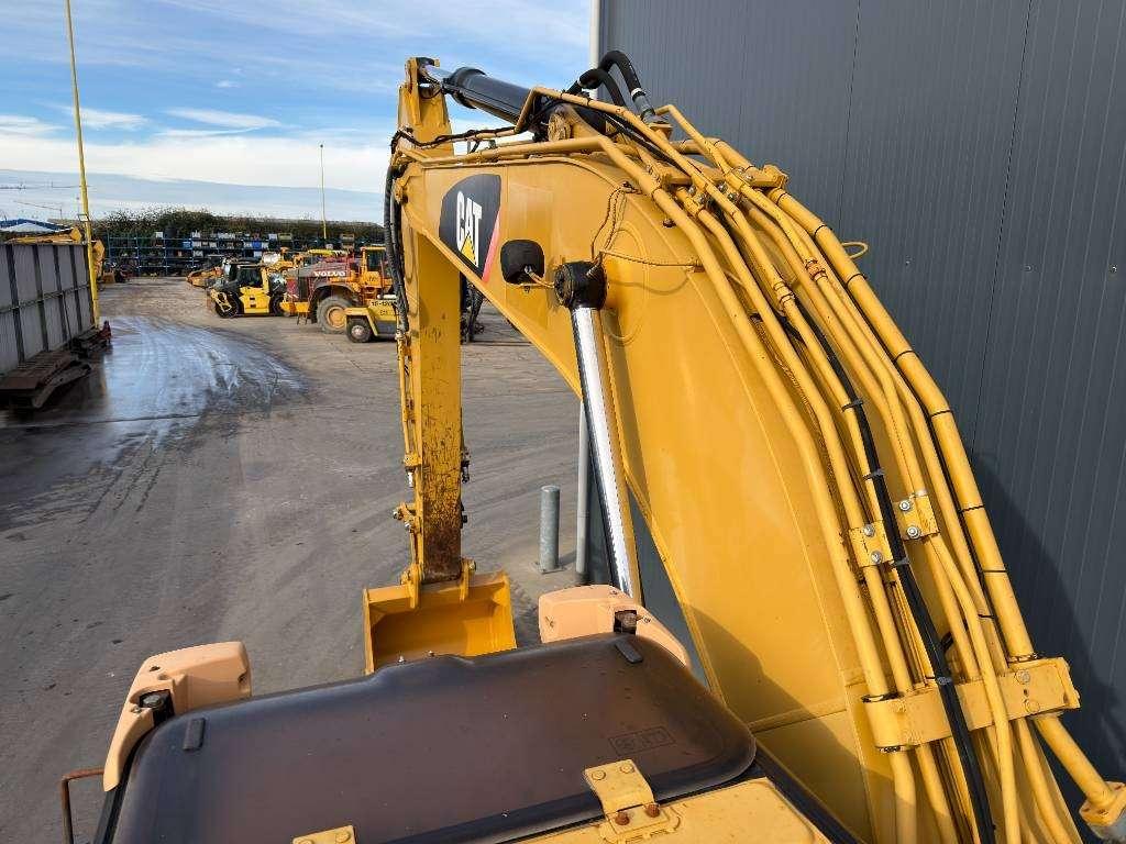 Caterpillar 320D L Foto 22