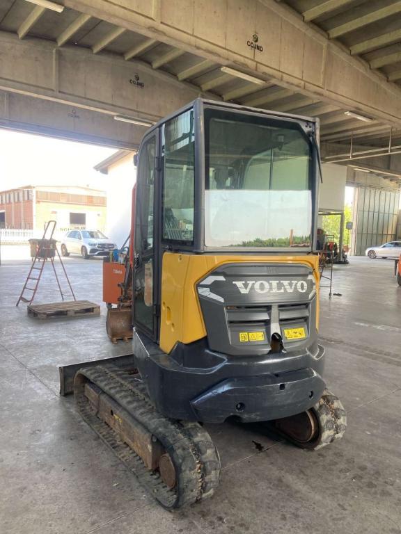 Volvo EC27D Foto 3