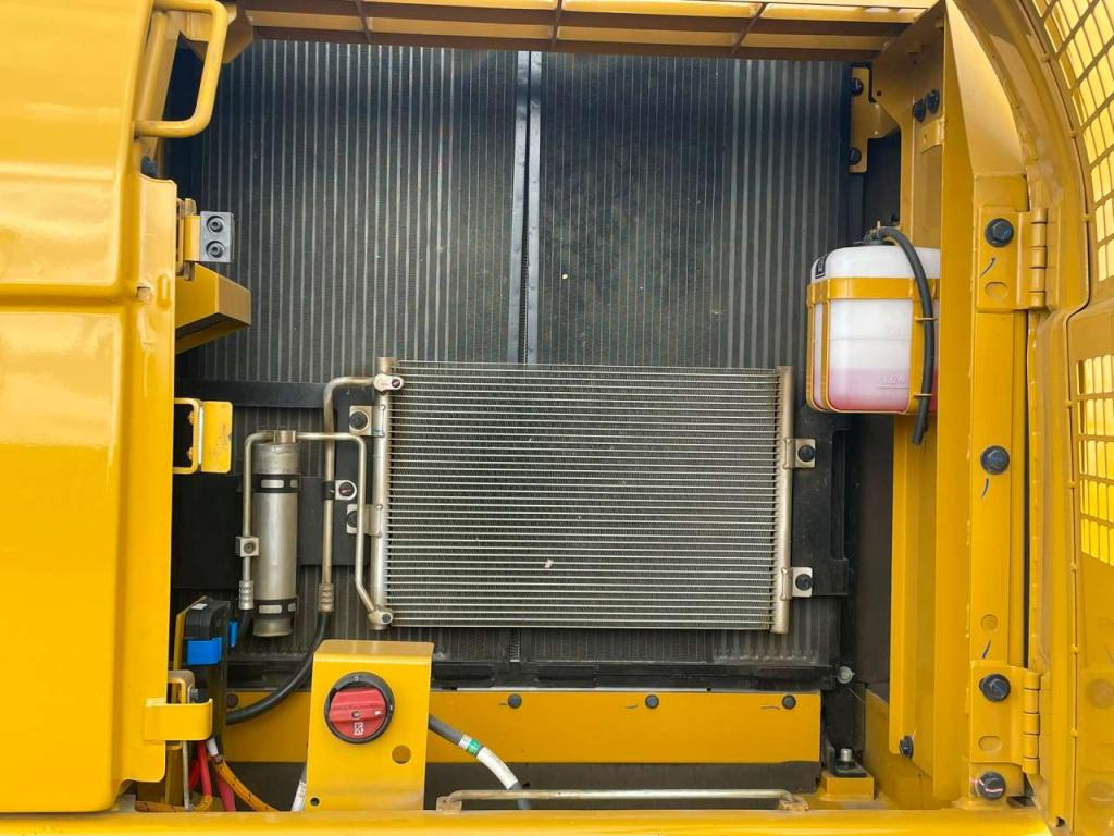 Caterpillar 323D3 Foto 28