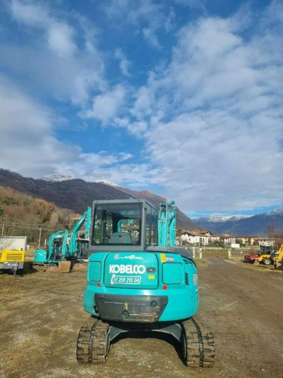 Kobelco SK45SRX-6 Foto 3