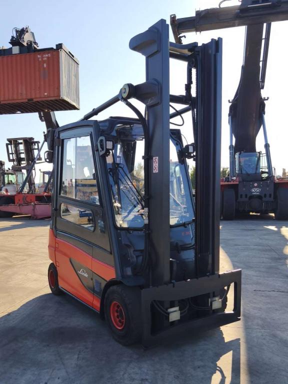 Linde E30L-01 Foto 2