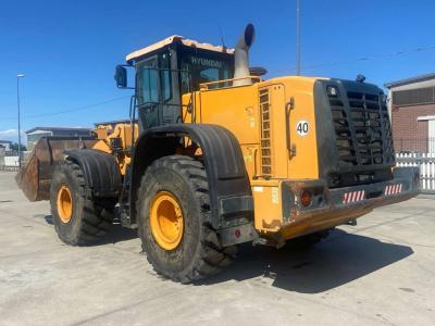 Hyundai HL 770-9A vendida por Metec Srl