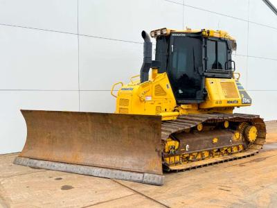 Komatsu D51PXi-24 - Topcon GPS / 6-Way Blade / Camera vendida por Boss Machinery