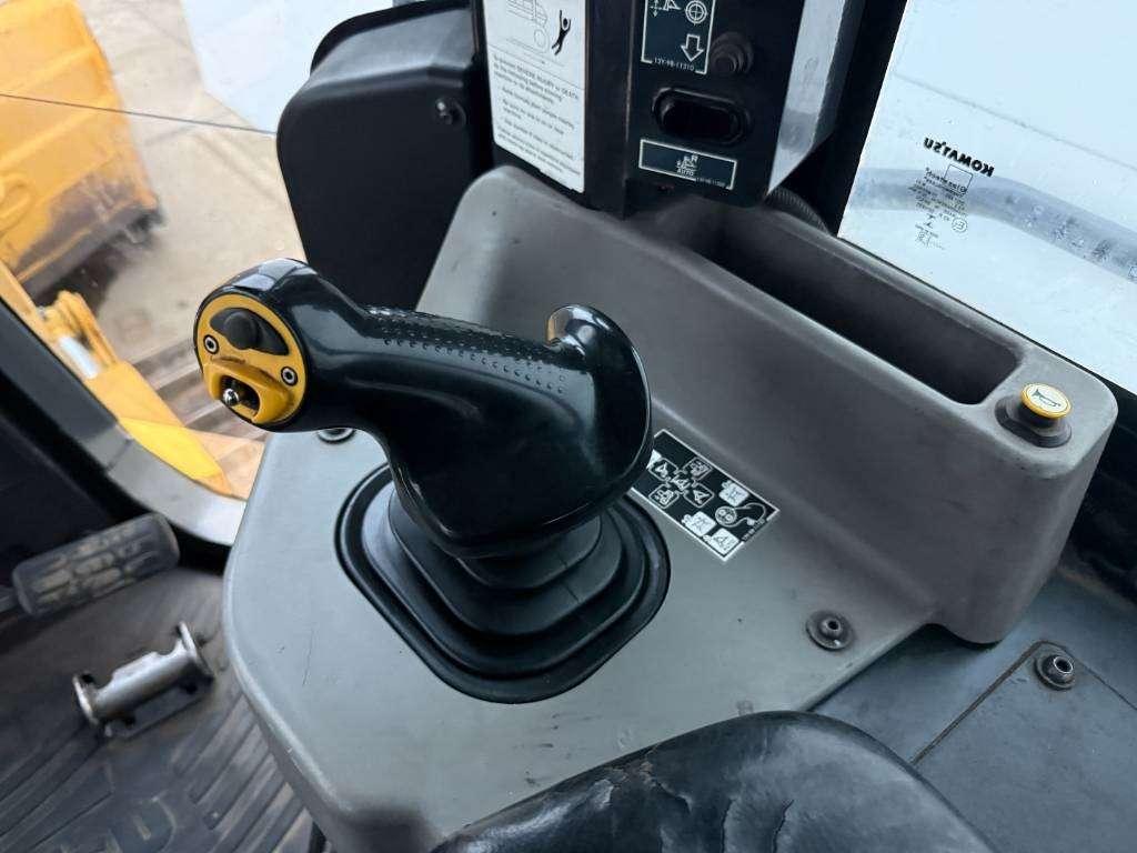 Komatsu D51PXi-24 - Topcon GPS / 6-Way Blade / Camera Foto 11
