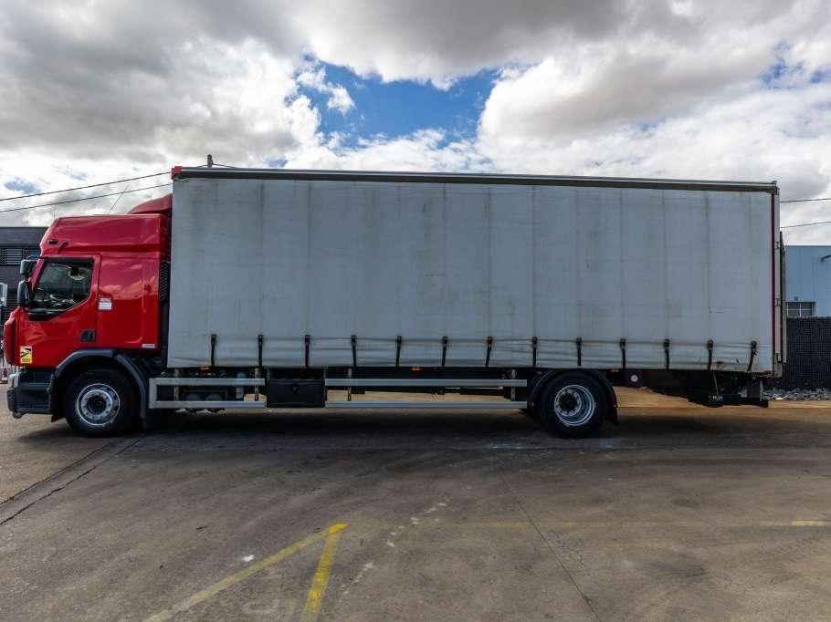 Renault D 19 WIDE 280 DXI + BAR Foto 2