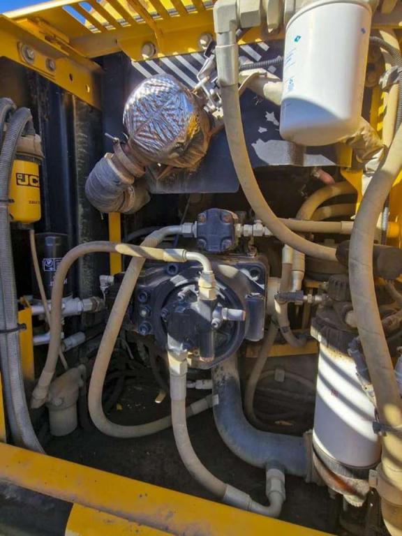 JCB JS235HD Foto 22
