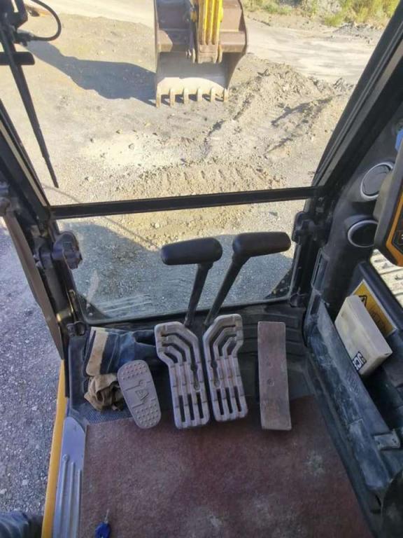 JCB JS235HD Foto 25