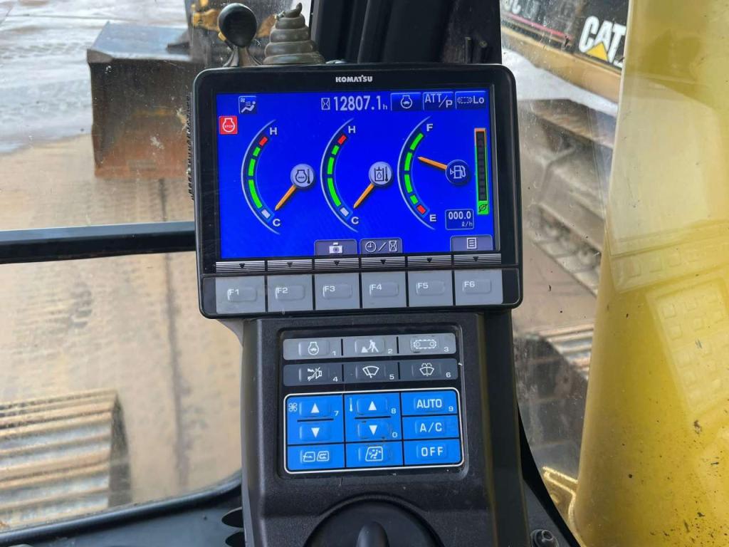 Komatsu PC240LC-10 Foto 21