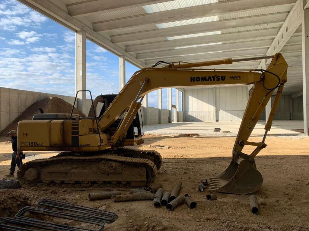Komatsu PC180NLC-6 Foto 1