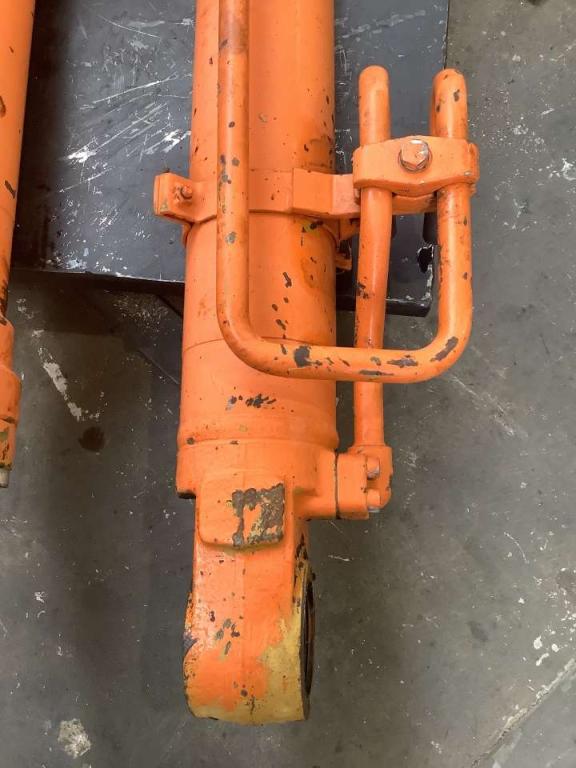 Cilndro de levantamiento para Fiat Hitachi FH 200 E Foto 3